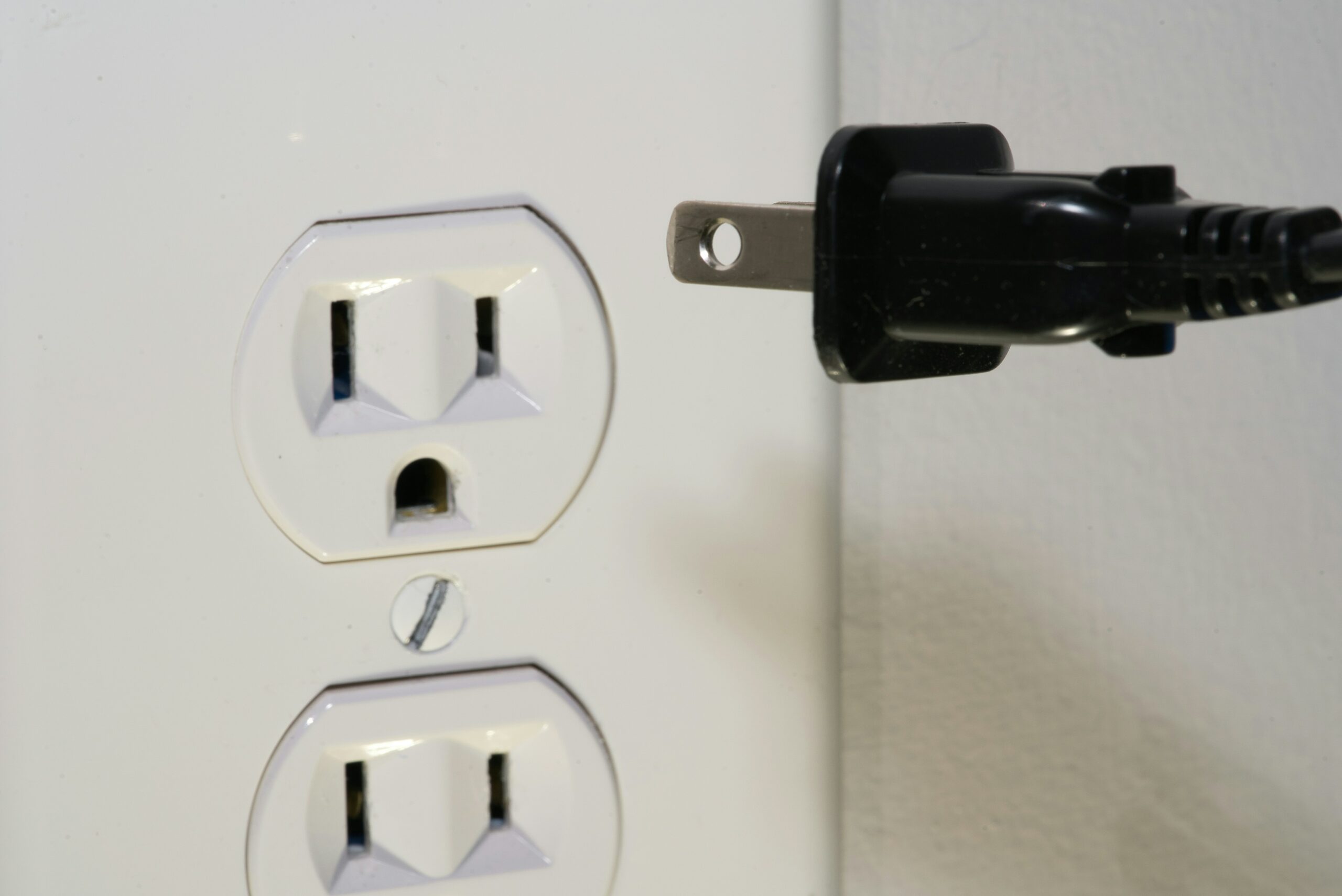 When To Call An Electrician
